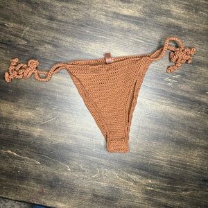 Skims Crochet Bikini Bottom - Rust Brown